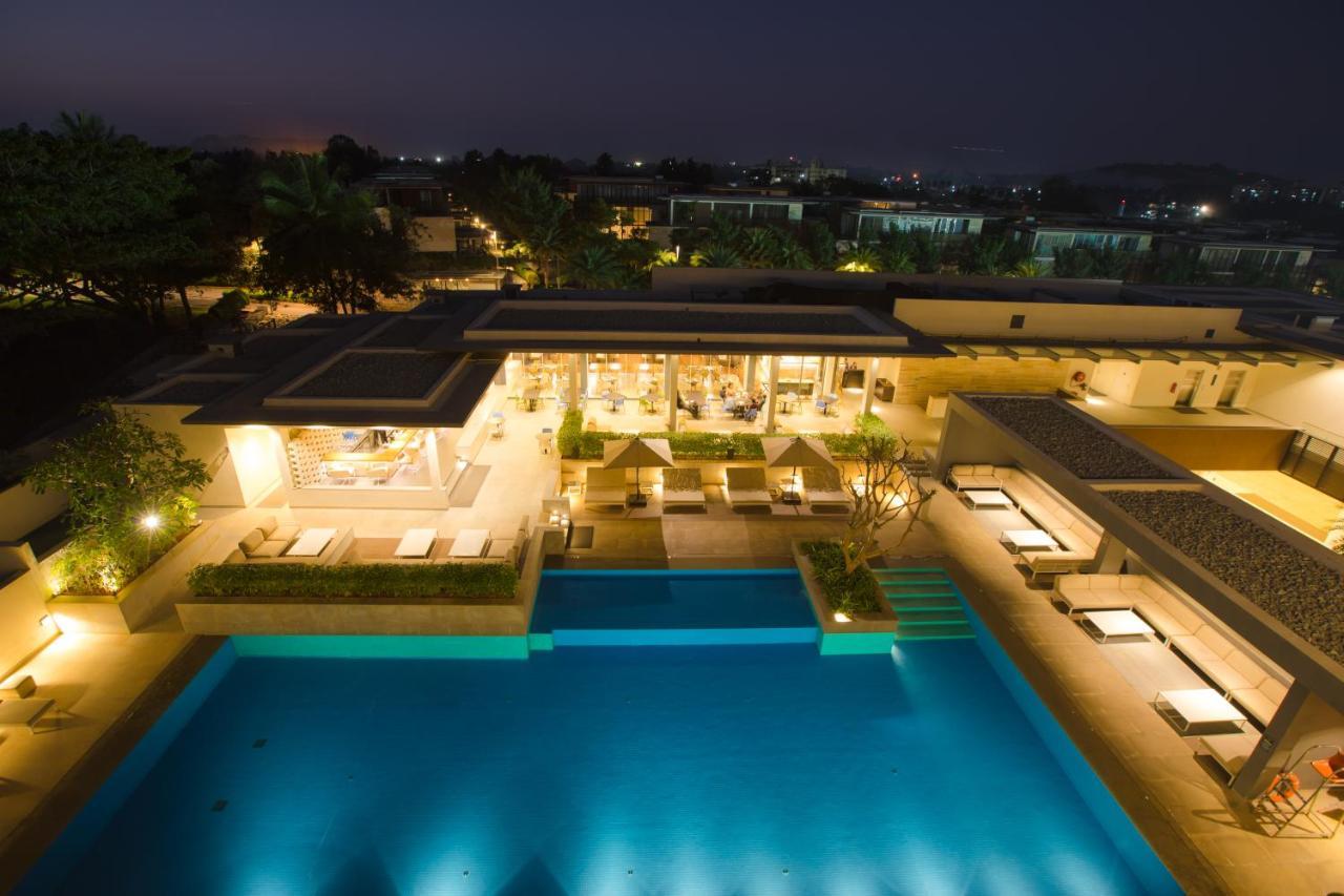 Blvd Club - Near Bengaluru Airport Hotel Settahalasūr Eksteriør billede
