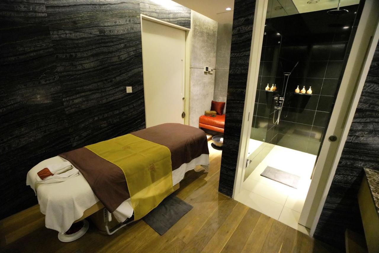 Blvd Club - Near Bengaluru Airport Hotel Settahalasūr Eksteriør billede